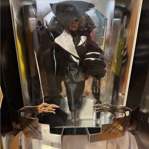 101 Dalmatian Cruella live action doll.